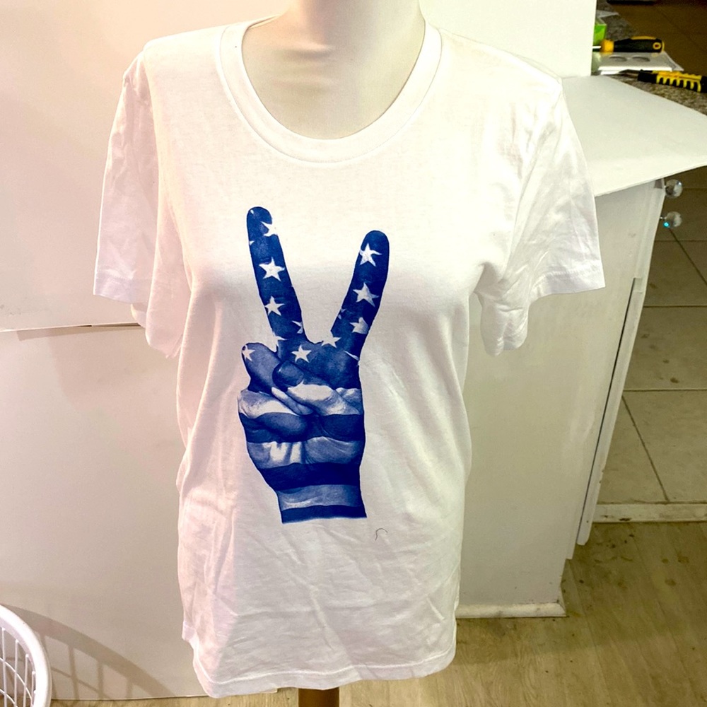 White peace a sleeve round neck s sleeve 100 % cotton brand new
